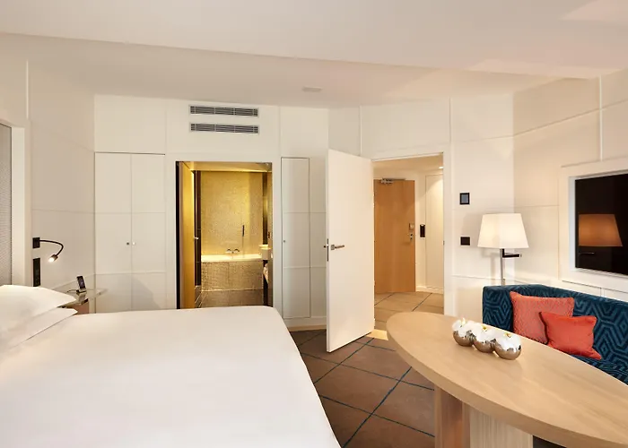 أوبرا ريتشيبانسي 4*